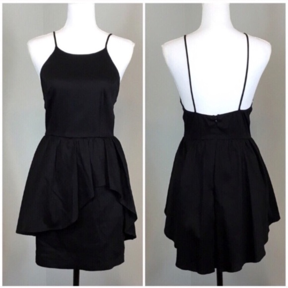 Lulus Dresses & Skirts - Lulu’s Black Peplum Mini Dress